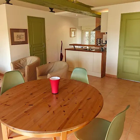 Les Petites Ecuries Holiday home